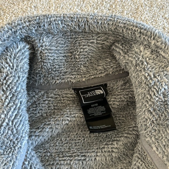 The North Face Osito 2 High Rise Mid Grey Gray Stripe Jacket Coat Medium - Picture 5 of 8